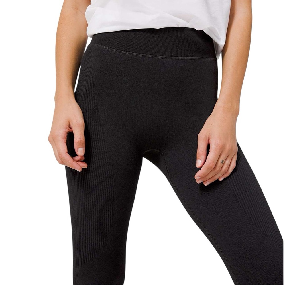 LULULEMON Keep The Heat Thermal Wool Blend Leggings 27" in Black - Picture 4 of 12